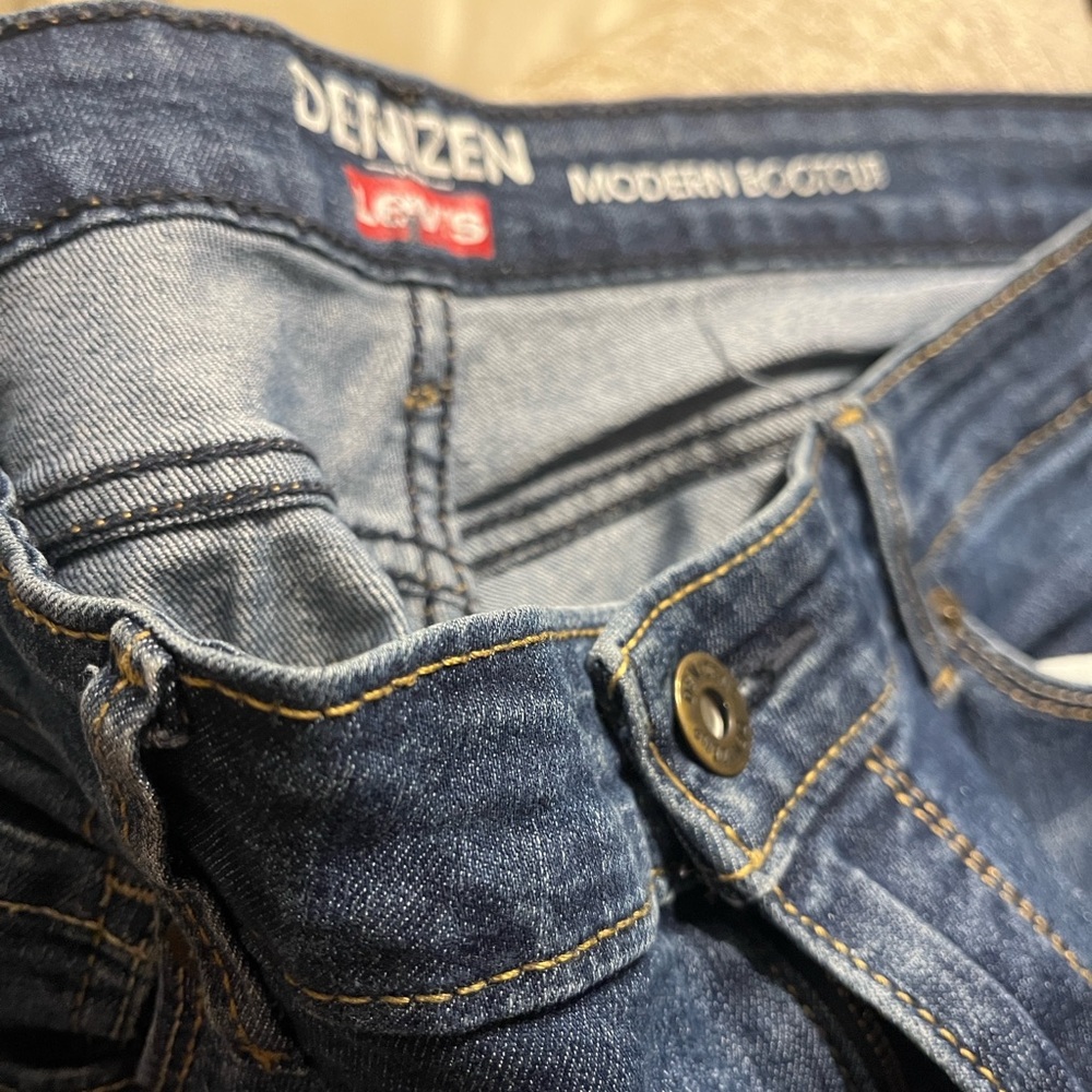 Levi's Denizen Men's Bootcut Blue Jeans